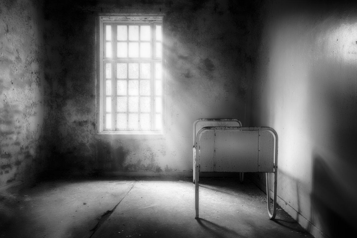 Erik Brede Photography - The Asylum Project - Empty Bed